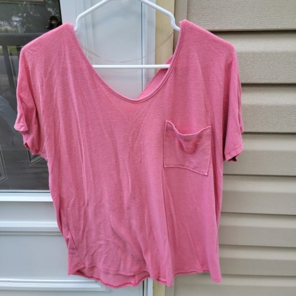 SO Juniors Criss-cross Back V-neck Top - Medium